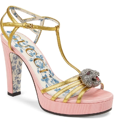 Gucci Elias Platform T-strap Sandals With Tiger Head Ornament In Pink/ Gold