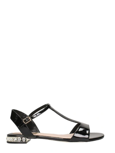 Julie Dee T-strap Black Patent Leather Sandals