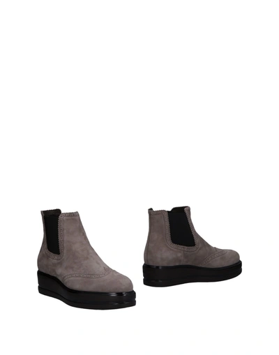 Hogan Ankle Boots In Grey
