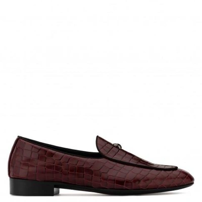 Giuseppe Zanotti - Crocodile-embossed Leather Loafer Archibald Cross In Red