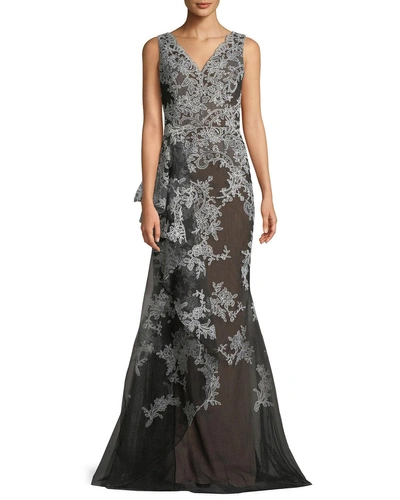 David Meister Lace V-neck Mermaid Gown In Black/white