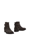 Dolce & Gabbana Boots In Dark Brown