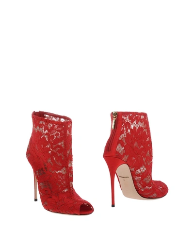 Dolce & Gabbana Ankle Boots In Red