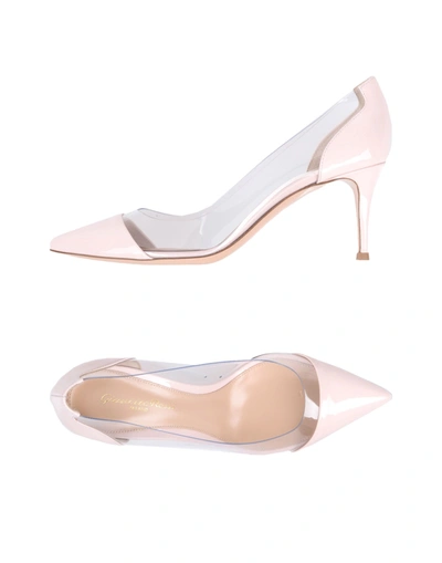 Gianvito Rossi Pumps In Pink