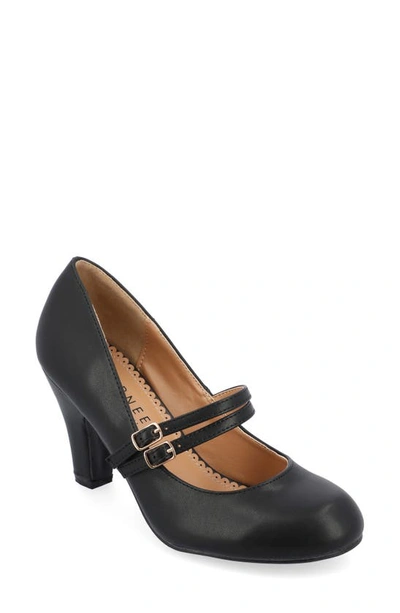 Journee Collection Windy Pump In Black