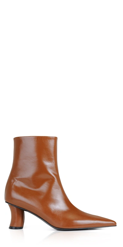 Reike Nen Pointed Curvy Boots In Brown