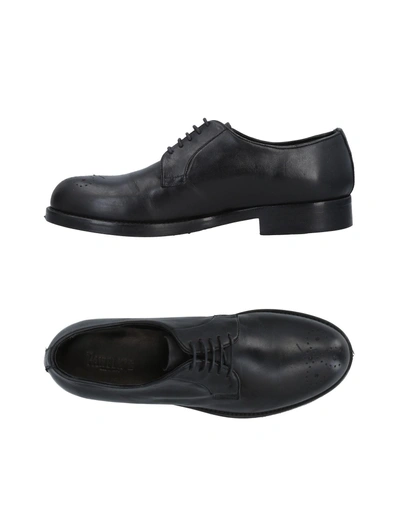 Pawelk's Laced Shoes In Black