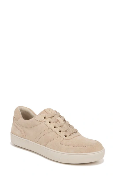 Naturalizer Murphy Sneakers In White