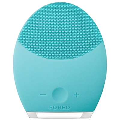 Foreo Luna 2 Facial Cleansing Brush For Oily Skin In White