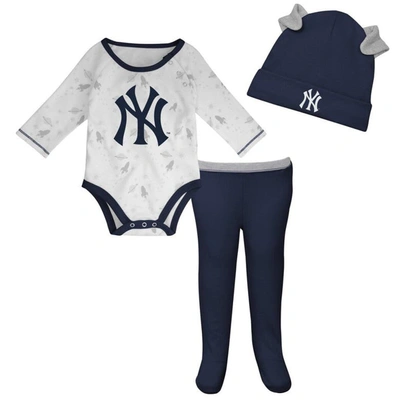 Outerstuff Babies' Newborn And Infant Boys And Girls Navy, White New York Yankees Dream Team Bodysuit Hat And Footed Pa In Navy,white