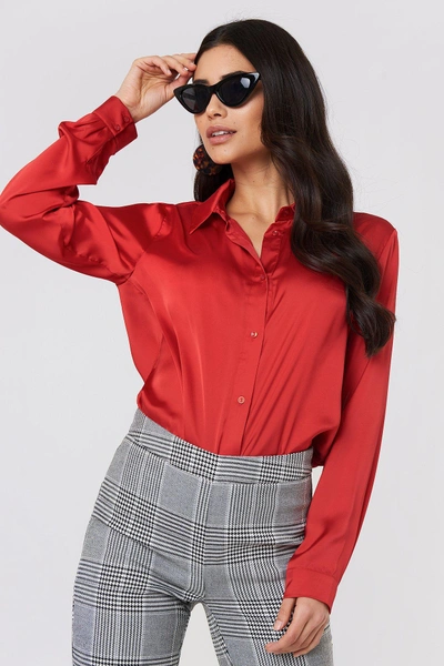 NA-KD LONG SLEEVE SATIN SHIRT - RED 