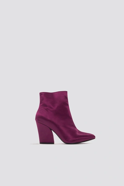 Na-kd Satin Mid Heel Boots Purple In Burgundy