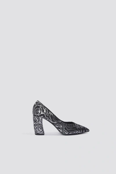 Na-kd Rounded Heel Pumps Silver In Silver/black