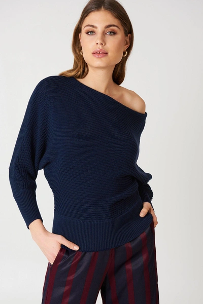 Na-kd Off Shoulder Knitted Sweater - Blue In Navy