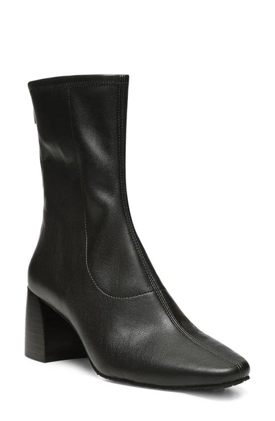 Donald Pliner Newton Bootie In Black