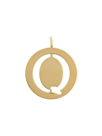 Chloé Q Coin Pendant - Metallic
