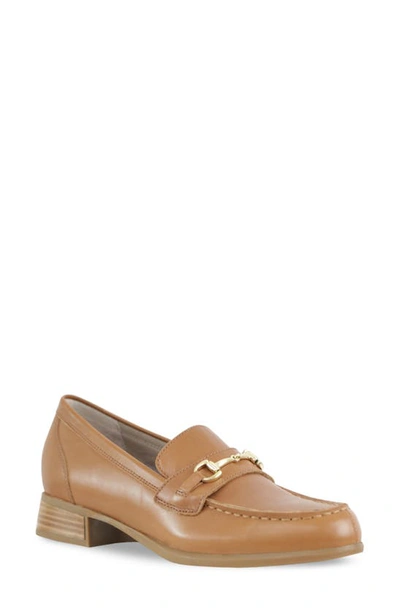 Munro Gryffin Leather Loafer In Tan