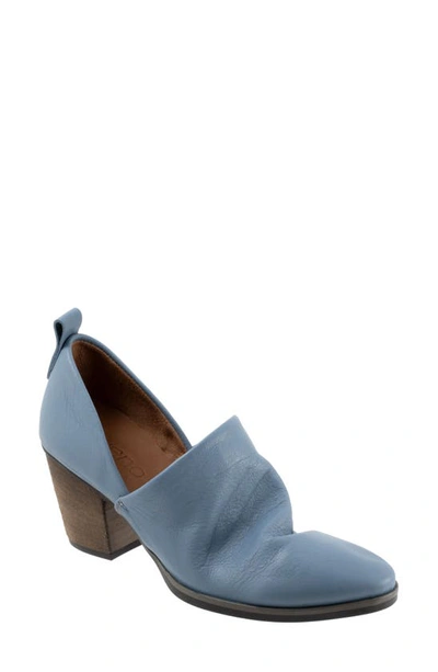 Bueno Kesia Block Heel Pump In Denim