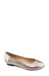 Marc Joseph New York Ferris Flat In Champagne Metallic