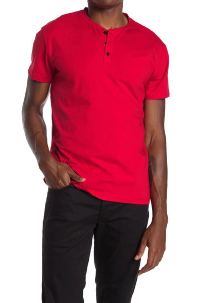 X-ray Short Sleeve Henley In Red