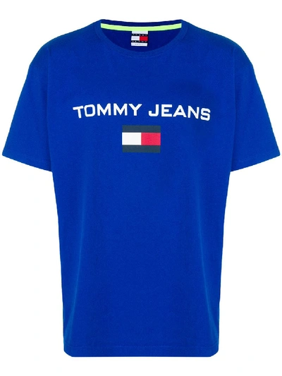 Tommy Jeans 90s Sailing Capsule Flag Logo Crew Neck T-shirt In Bright Blue - Blue
