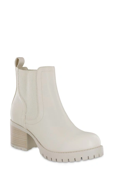 Mia Jonna Lug Sole Chelsea Boot In Bone