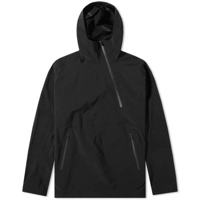 Descente Allterrain Schematic Shield Parahem Jacket In Black