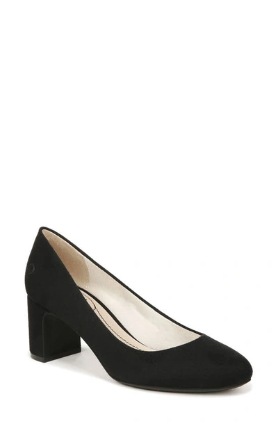 Lifestride Taylor Pump In Black Microsuede