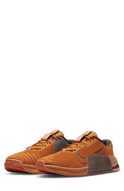 Nike Metcon 9 Training Shoe In Monarch/ Mica Green/ Ash