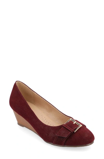 Journee Collection Grayson Wedge Pump In Wine