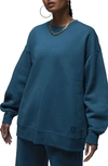 Jordan Flight Fleece Oversize Crewneck Sweatshirt In Blue