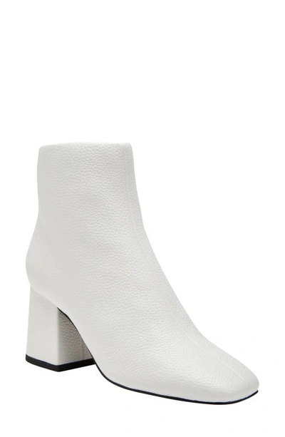 Katy Perry The Geminni Bootie In White