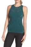 Alo Yoga Lark Tank In Tourmaline