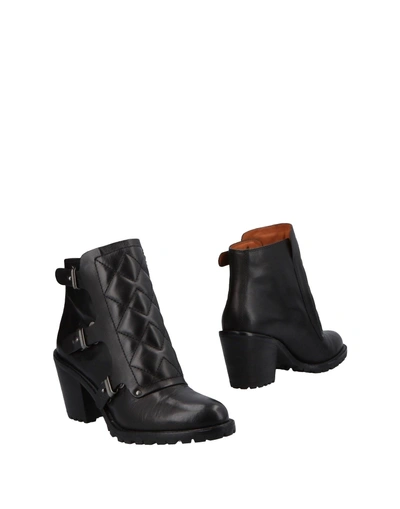 Marc By Marc Jacobs Ankle Boots In Black