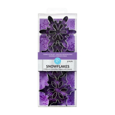 R & M International Snowflake 3 Piece Cookie Cutter Set In Silver