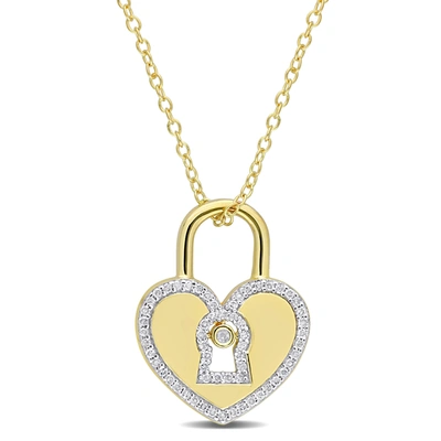 Mimi & Max 1/5 Ct Tw Diamond Heart Lock Pendant With Chain In Yellow Plated Sterling Silver