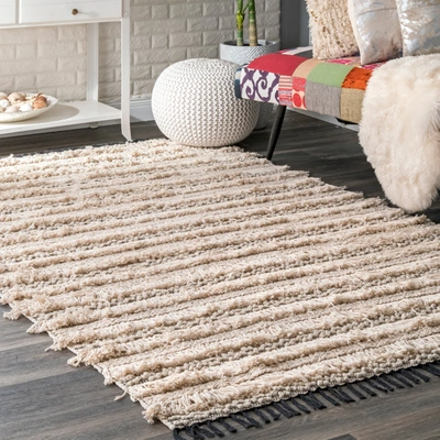 Nuloom Handmade Emerita Tassel Shag Area Rug