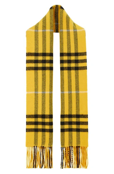 Burberry Wool-cashmere Check Scarf In Pear