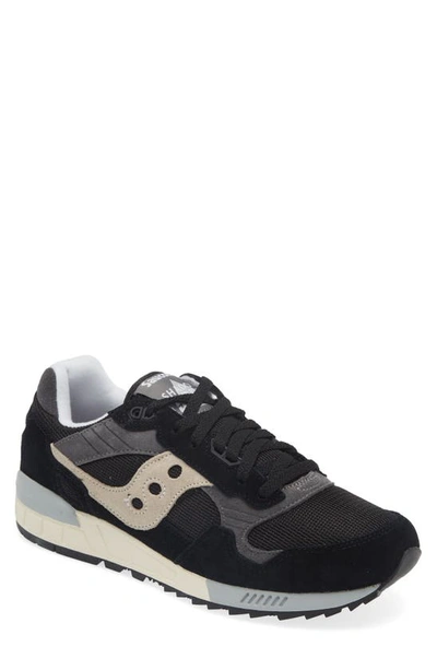 Saucony Shadow 5000 Essential Sneaker In Black