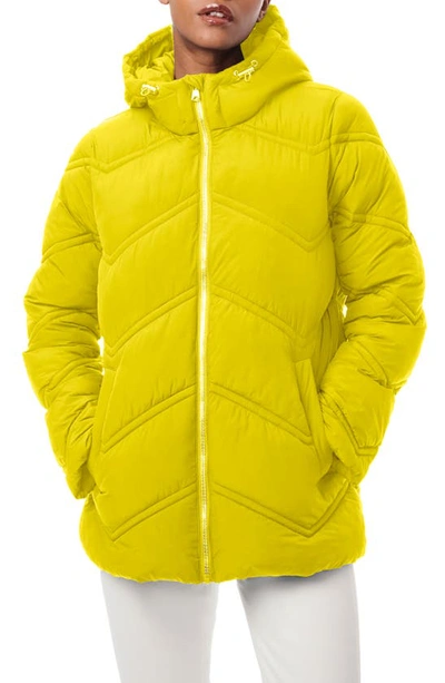 Bernardo Hooded Chevron Quilted Jacket In Limoncello