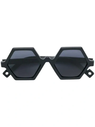 Pawaka Hexagon Frame Sunglasses In Black