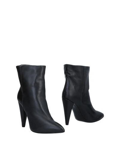 Erika Cavallini Ankle Boot In Black