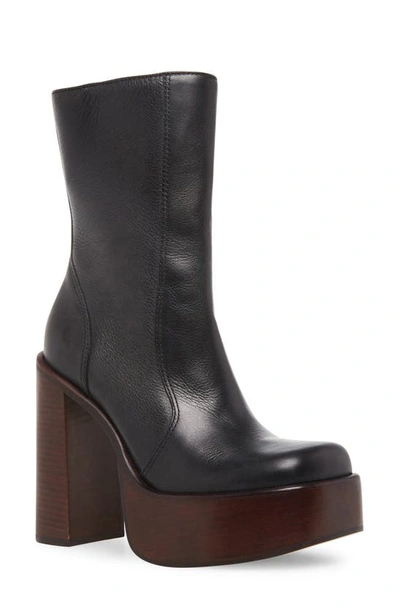 STEVE MADDEN DWANE PLATFORM BOOTIE 