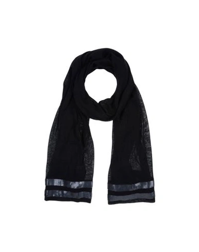 Snobby Sheep Scarves In Black