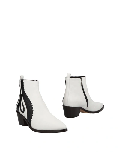 Pinko Ankle Boot In White