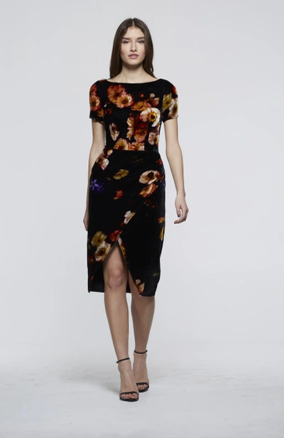 David Meister Fall 2018  Short Sleeve Floral Cocktail Dress In Black Multi