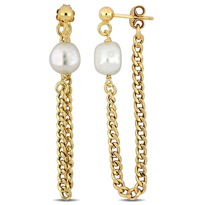 Mimi & Max 8-8.5mm Cultured Freshwater Pearl Earrings With Curb Chain In Yellow Gold Plated Sterling Silver