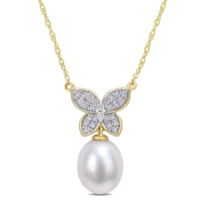 Mimi & Max 9-10 Mm Freshwater Cultured Pearl And 1/8 Ct Tdw Diamond Butterfly Drop Pendant With Chain In 10k Ye In Silver