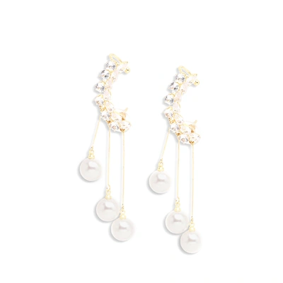 Sohi Gold Color Gold Plated Party Pearls Drop Earring For Women's In Silver