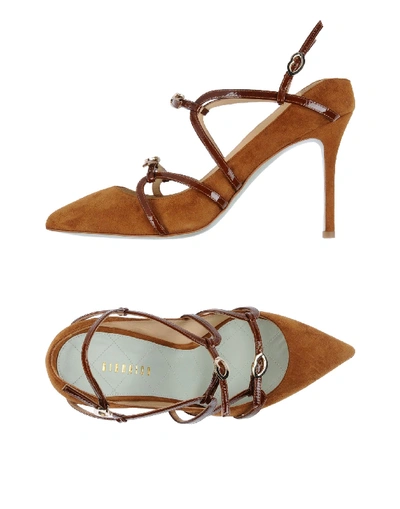 Giannico Pumps In Camel